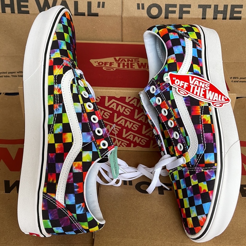 Vans WMNS Comfycush Old Skool The Tie-Dye Checkerboard Black Sneakers - Picture 12 of 16